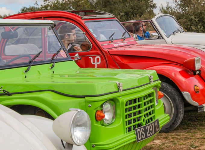 vehicules vintage provence balade