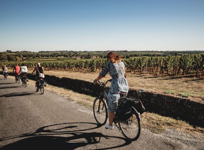 Après-Midi à Saint-Emilion en vélo électrique avec visites (1/2 journée)