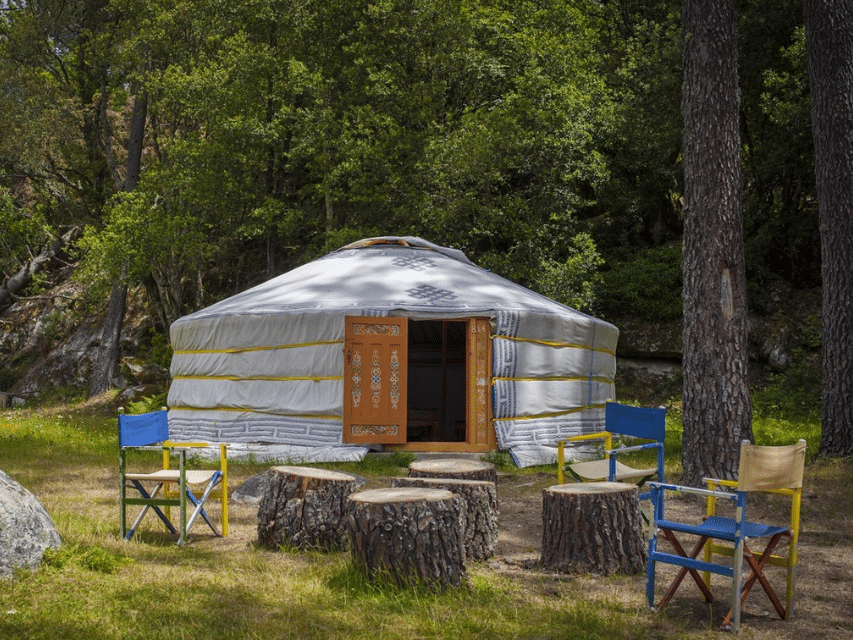 La Corse Autrement: Dormir dans une Yourte Insolite